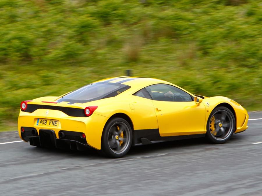  Ferrari 458 Speciale 2014 года  (UK) (фото 7 из 11)